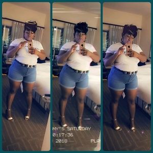 Meet your Posher, Jaquia